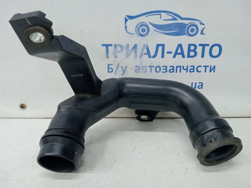 Патрубок интеркулера Q50 2013- V37 2.2 diesel OM651
