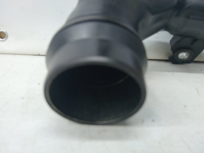 Патрубок интеркулера Q50 2013- V37 2.2 diesel OM651