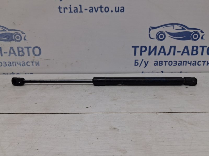 Амортизатор капота Infiniti Q50 2013- V37 2.2 diesel OM651 654714GA0A Б/У
