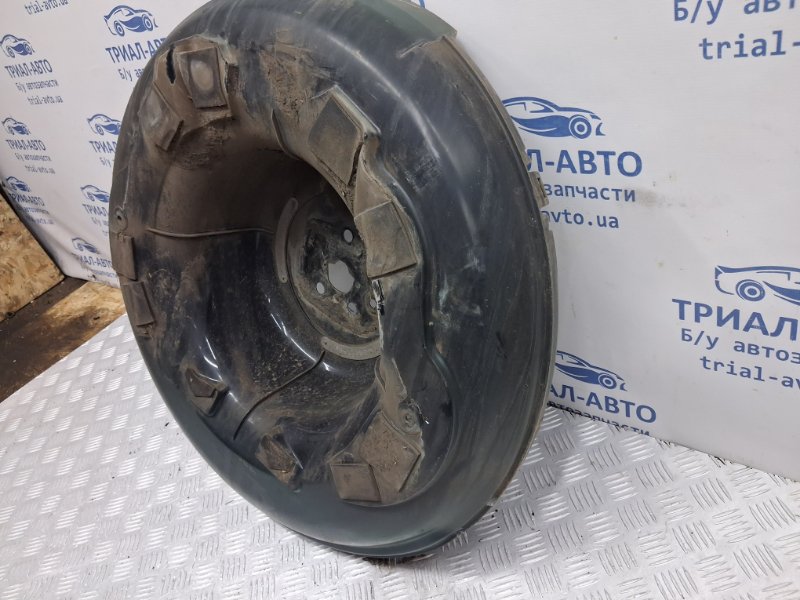 Чехол запасного колеса Toyota RAV 4 A30 2.0 бензин 1AZFE
