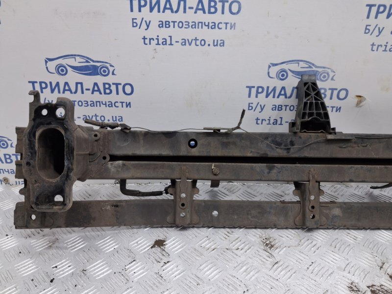 Усилитель бампера передний RAV 4 2005-2016 A30 2.0 бензин 1AZFE