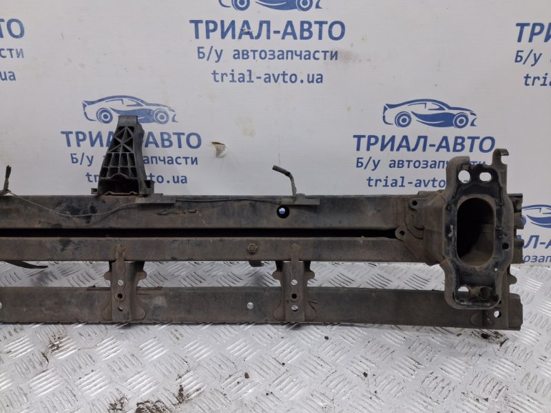 Усилитель бампера передний RAV 4 2005-2016 A30 2.0 бензин 1AZFE