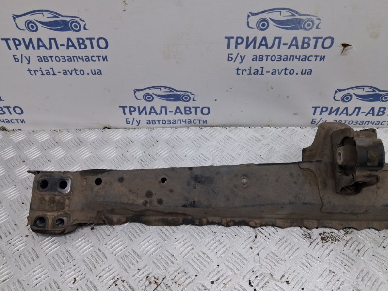 Балка передняя поперечная RAV 4 2005-2016 A30 2.0 бензин 1AZFE