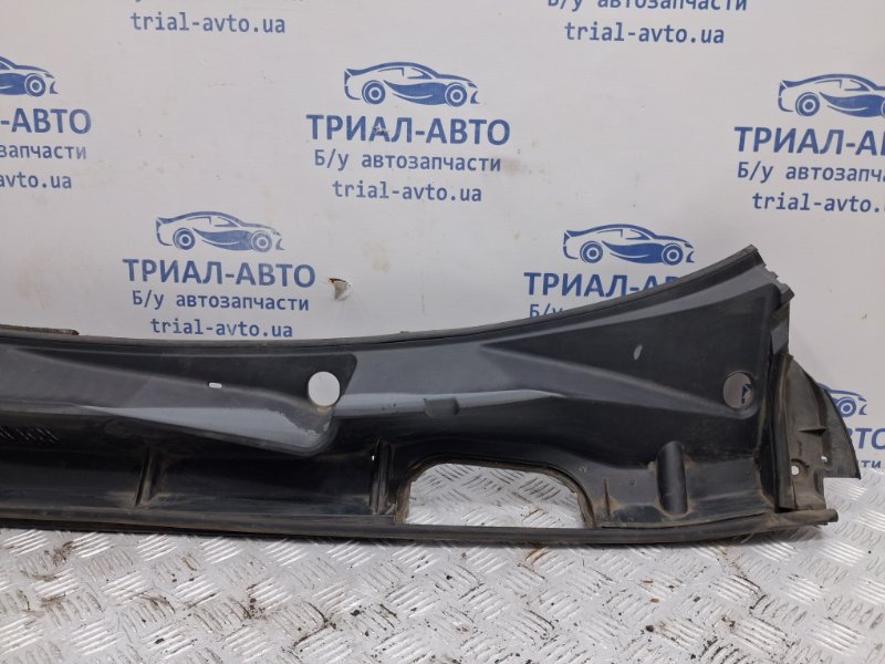 Дефлектор дворников Toyota RAV 4 A30 2.0 бензин 1AZFE