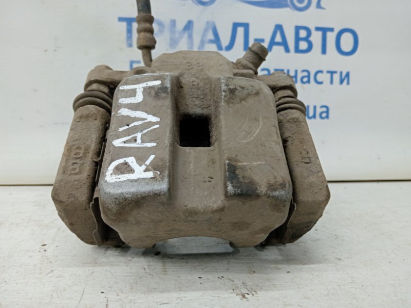 Суппорт задний правый RAV 4 2005-2016 A30 2.0 бензин 1AZFE