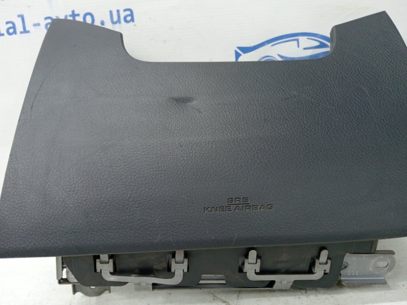 Подушка в колени RAV 4 2005-2016 A30 2.0 бензин 1AZFE