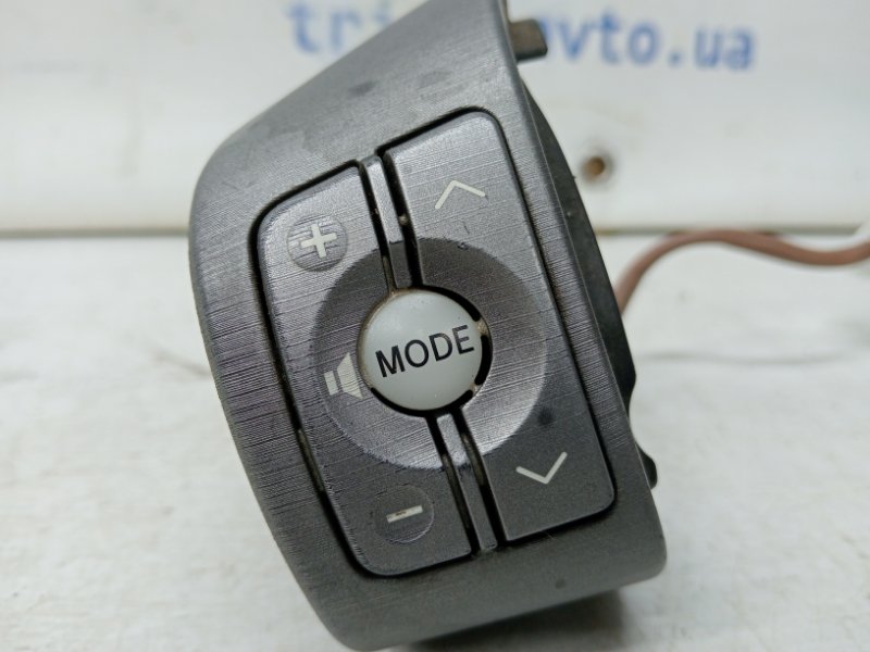 Кнопка руля RAV 4 2005-2016 A30 2.0 бензин 1AZFE