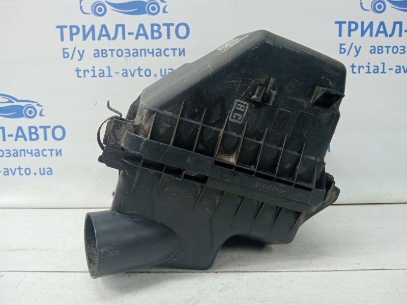 Корпус воздушного фильтра RAV 4 2005-2016 A30 2.0 бензин 1AZFE