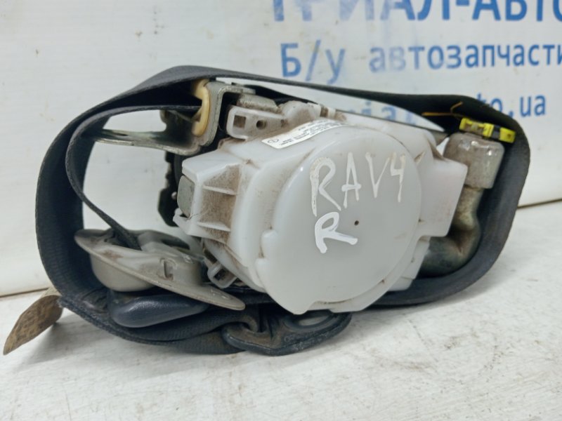 Ремень безопасности передний правый Toyota RAV 4 A30 2.0 бензин 1AZFE