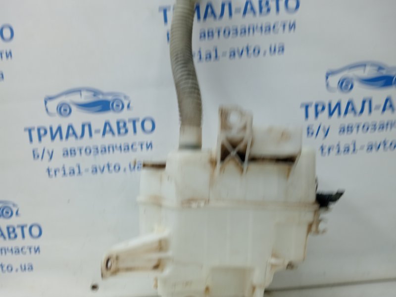 Бачок омывателя RAV 4 2005-2016 A30 2.0 бензин 1AZFE