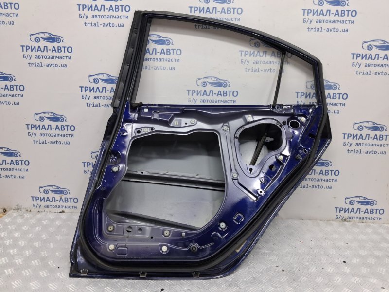 Дверь задняя правая 6 2007-2013 GH 2.5 бензин L5-VE