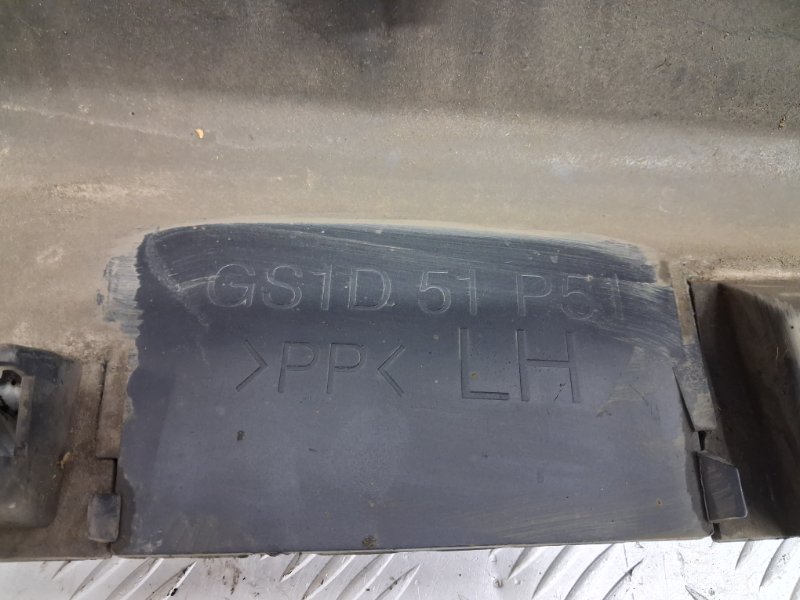 Накладка порога внешняя левая 6 2007-2013 GH 2.5 бензин L5-VE