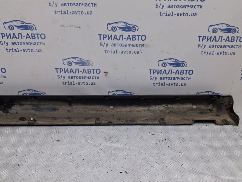 Накладка порога внешняя левая Korando 2010-2019 C200 2.0 diesel D20Dt