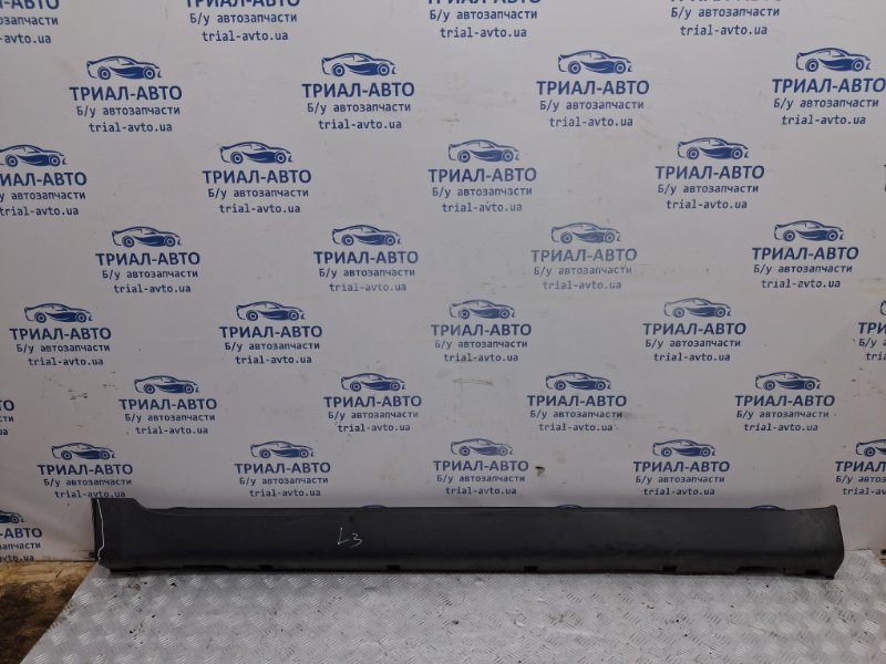 Накладка порога внешняя правая SsangYong Korando 2010-2019 C200 2.0 diesel D20Dt 7956034001 Б/У
