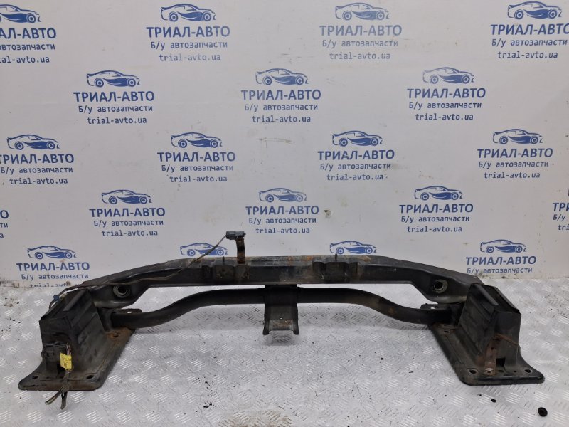Усилитель бампера передний Korando 2010-2019 C200 2.0 diesel D20Dt
