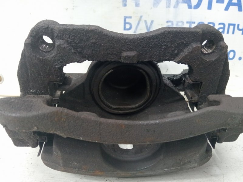 Суппорт передний правый X-Trail 2007-2015 T31 2.0 Diesel M9R
