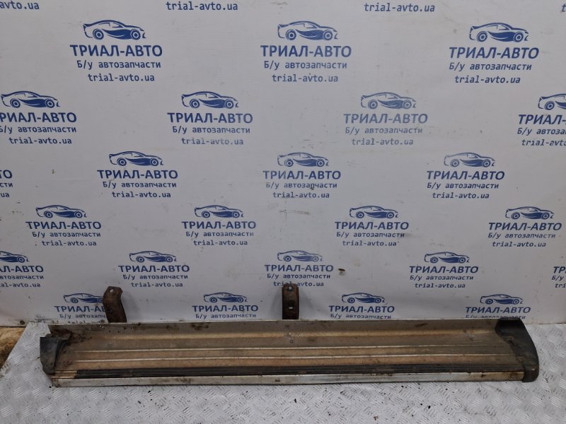 Подножка правая Mitsubishi L200 2006-2015 KB 2.5 Diesel 4D56 MN146128 Б/У