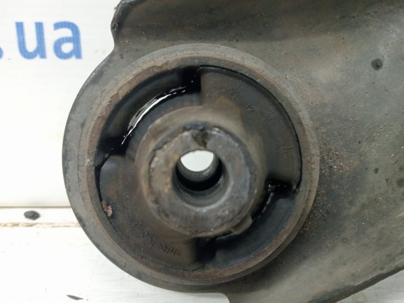 Рычаг левый X-Trail 2007-2015 T31 2.0 Diesel M9R