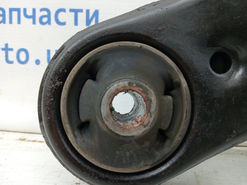 Рычаг левый передний RAV 4 2005-2016 A30 2.0 бензин 1AZFE