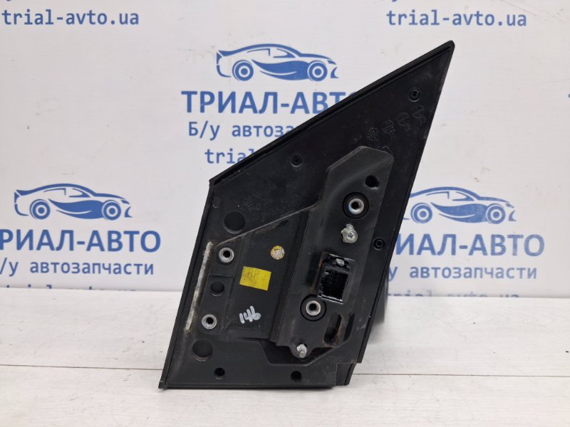 Зеркало правое Korando 2010-2019 C200 2.0 diesel D20Dt