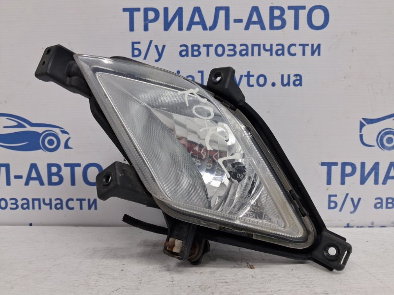 Фара противотуманная левая SsangYong Korando 2010-2019 C200 2.0 diesel D20Dt 8320134001 Б/У