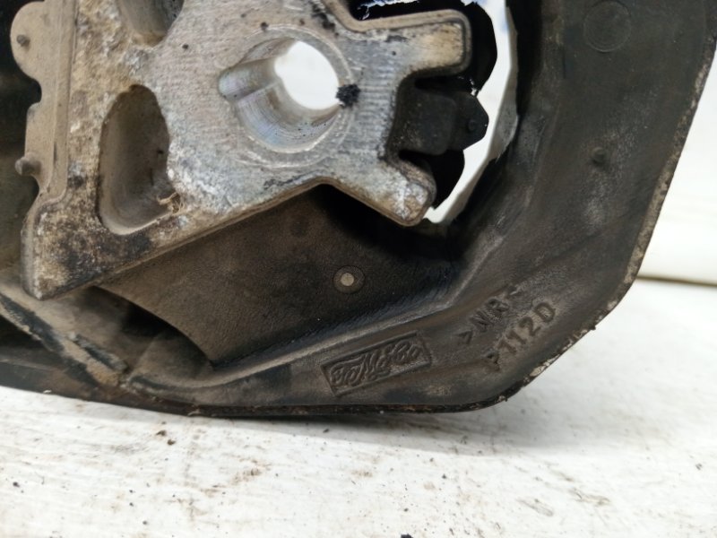 Подушка ДВС задняя Ford Kuga CBS 2.0 diesel