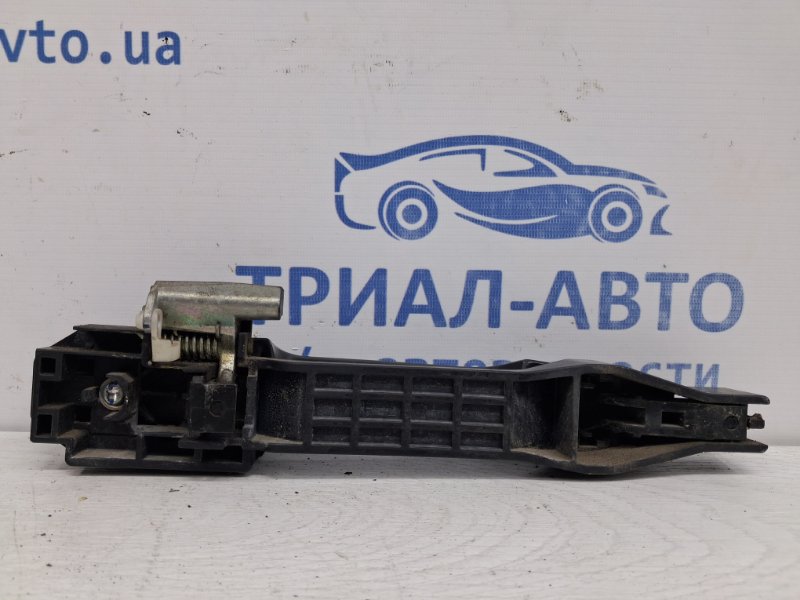 Ручка двери внешняя задняя левая Mitsubishi L200 KB 2.5 Diesel 4D56