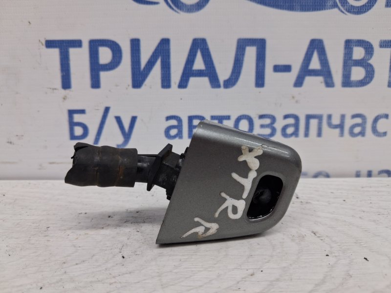 Омыватель фары правый Nissan X-Trail 2007-2015 T31 2.0 Diesel M9R 28641JG40A Б/У