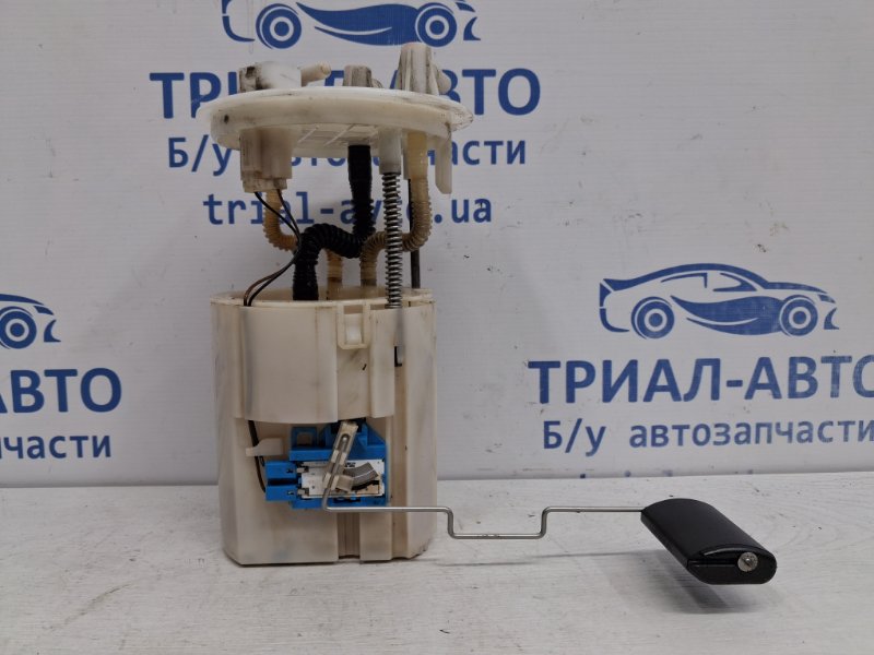 Датчик уровня топлива в бак SsangYong Korando 2010-2019 C200 2.0 diesel D20Dt IN71020200 Б/У