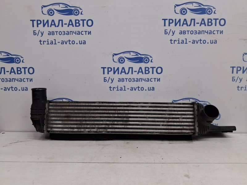 Радиатор интеркуллера SsangYong Korando 2010-2019 C200 2.0 diesel D20Dt 2371034100 Б/У