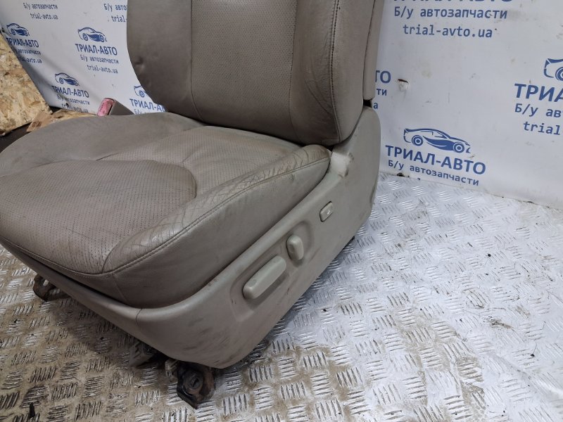 Сиденье переднее левое RAV 4 2005-2016 A30 2.0 бензин 1AZFE