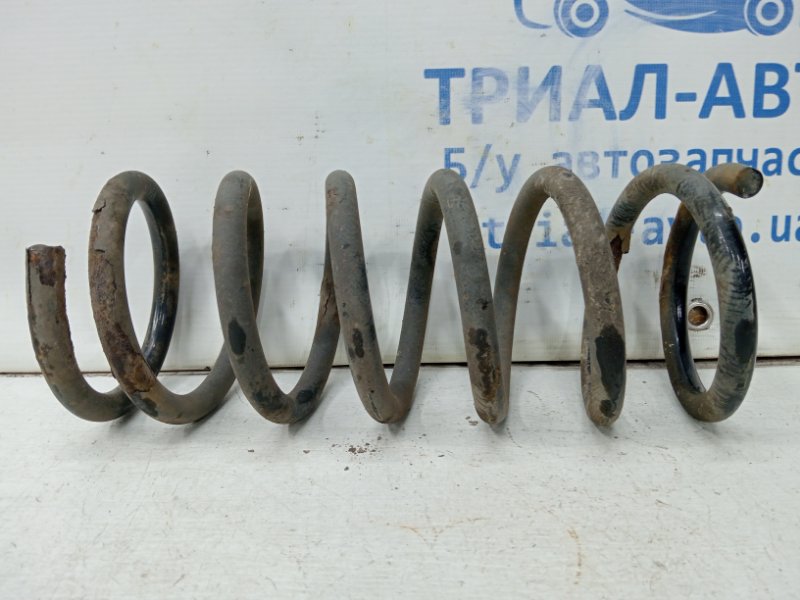 Пружина задняя SsangYong Korando 2010-2019 C200 2.0 diesel D20Dt 4511034003 Б/У