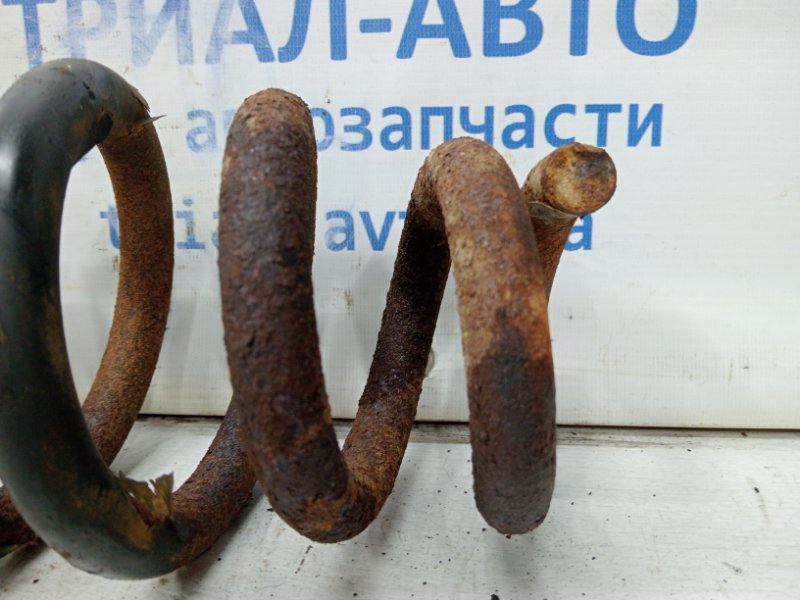 Пружина передняя L200 2006-2015 KB 2.5 Diesel 4D56