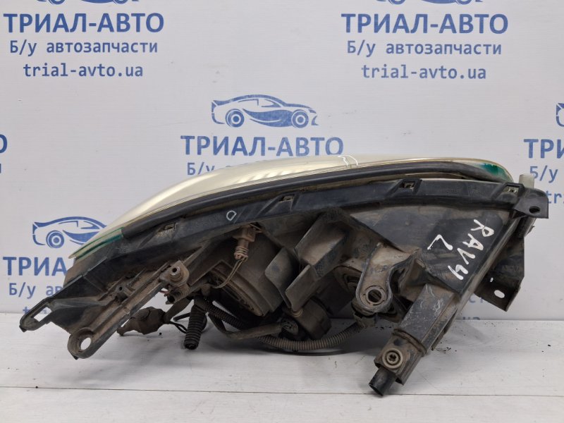 Фара левая галоген RAV 4 2005-2016 A30 2.0 бензин 1AZFE