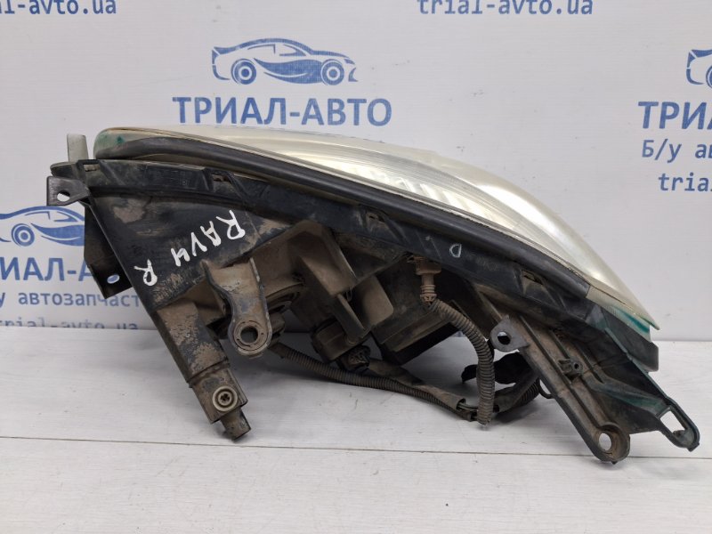 Фара правая галоген RAV 4 2005-2016 A30 2.0 бензин 1AZFE