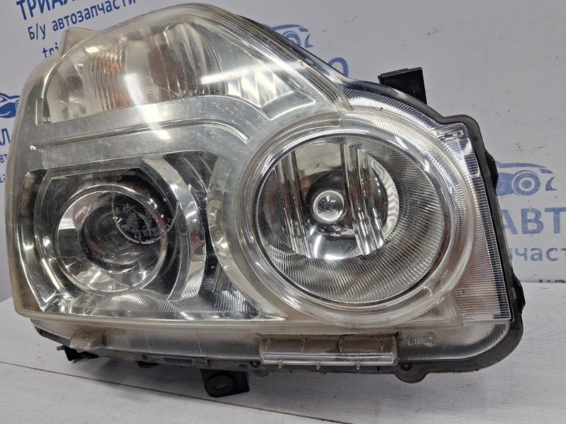 Фара правая Ксенон Nissan X-Trail T31 2.0 Diesel M9R