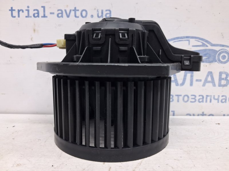 Моторчик печки SsangYong Korando 2010-2019 C200 2.0 diesel D20Dt F00S3B2401 Б/У