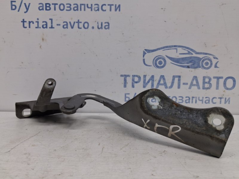 Петля капота правая Nissan X-Trail T31 2.0 Diesel M9R