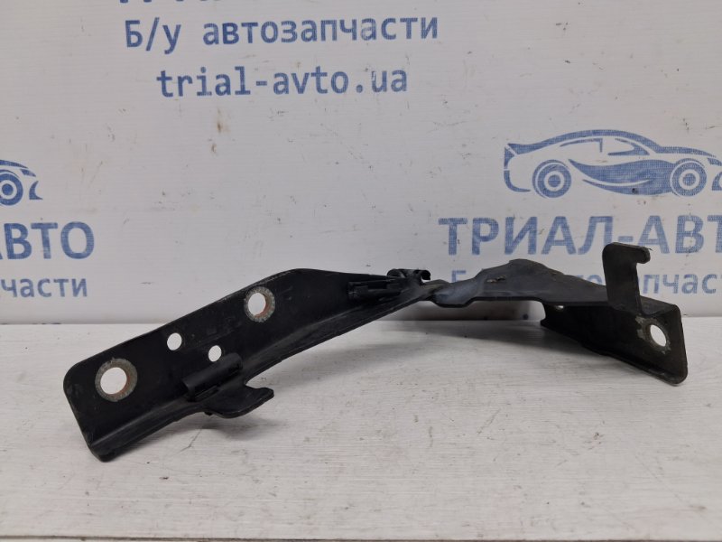 Петля капота правая Korando 2010-2019 C200 2.0 diesel D20Dt