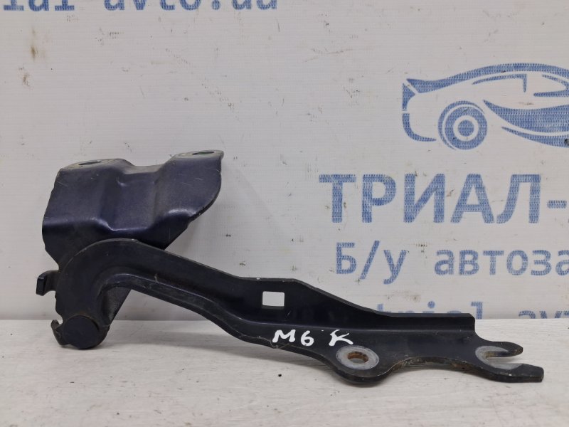 Петля капота правая Mazda 6 2007-2013 GH 2.5 бензин L5-VE GS1D52410 Б/У