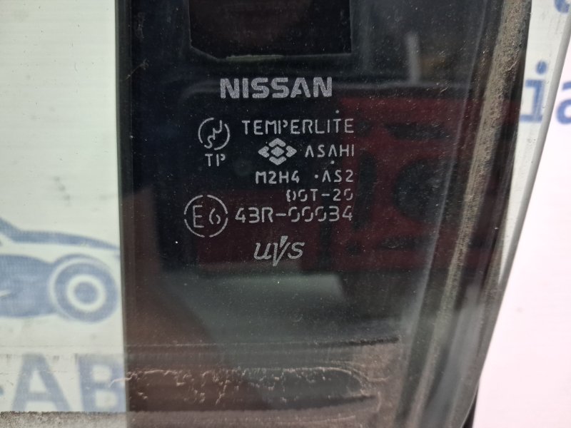 Стекло двери переднее левое Nissan X-Trail T31 2.0 Diesel M9R