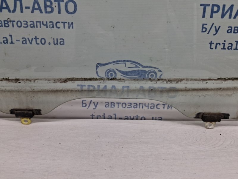 Стекло двери переднее левое L200 2006-2015 KB 2.5 Diesel 4D56