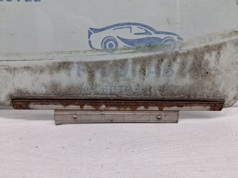 Стекло двери заднее левое L200 2006-2015 KB 2.5 Diesel 4D56