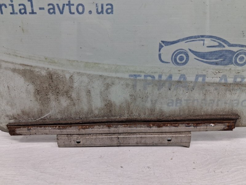 Стекло двери заднее правое L200 2006-2015 KB 2.5 Diesel 4D56