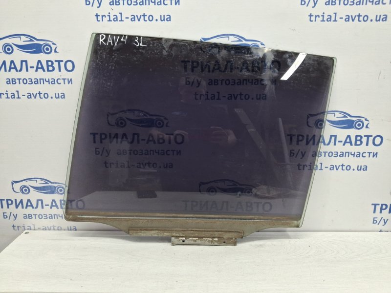 Стекло двери заднее левое Toyota RAV 4 2005-2016 A30 2.0 бензин 1AZFE 6810442120 Б/У