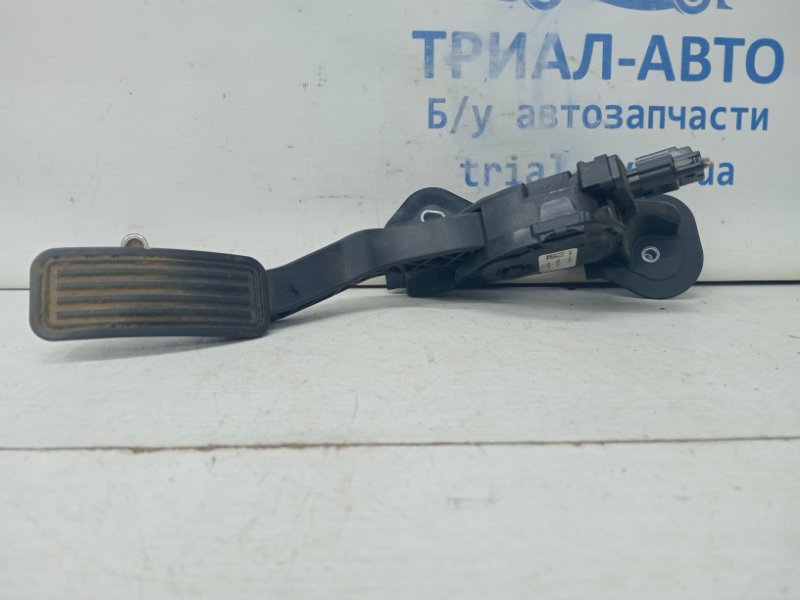 Педаль газа 6 2007-2013 GH 2.5 бензин L5-VE
