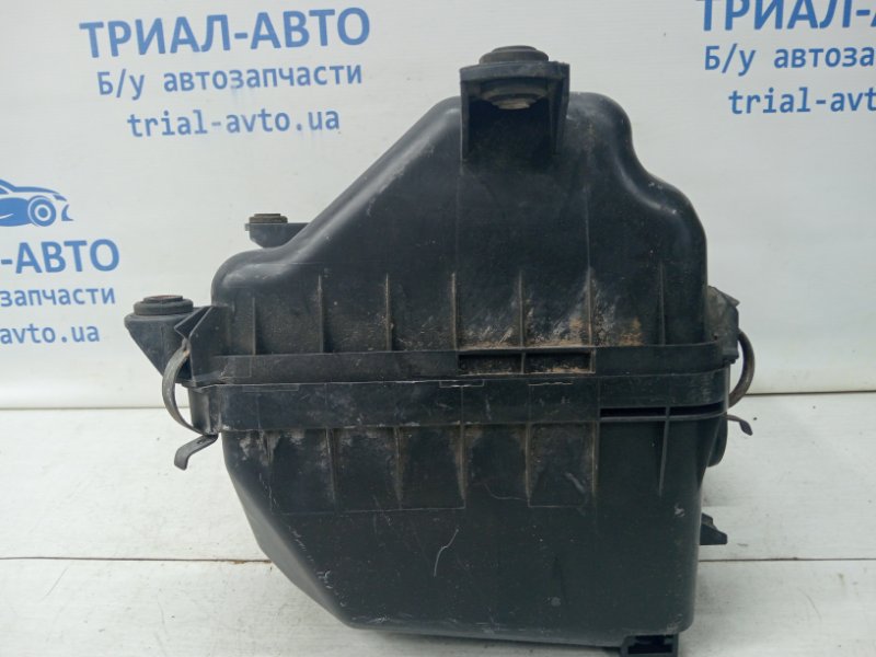 Корпус воздушного фильтра L200 2006-2015 KB 2.5 Diesel 4D56