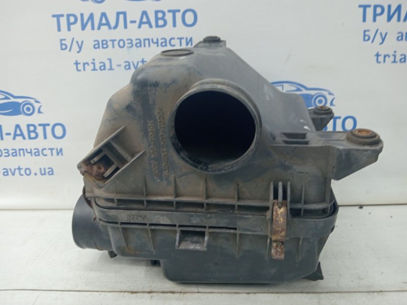 Корпус воздушного фильтра L200 2006-2015 KB 2.5 Diesel 4D56