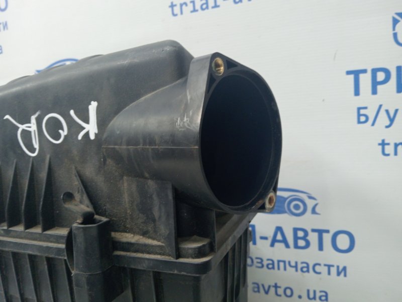Корпус воздушного фильтра SsangYong Korando C200 2.0 diesel D20Dt