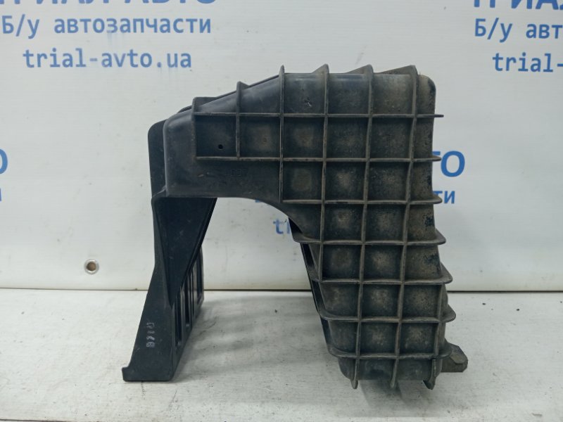 Резонатор воздушного фильтра 6 2007-2013 GH 2.5 бензин L5-VE